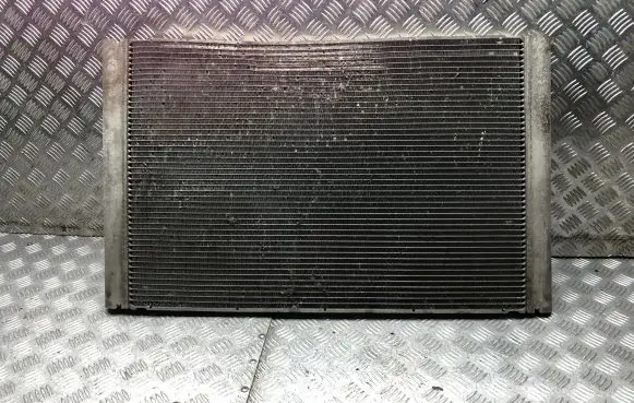 Audi A8 S8 D3 4E Coolant radiator 4E0121251