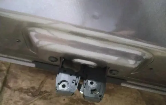 Renault Laguna III Tailgate/trunk/boot lock/catch/latch