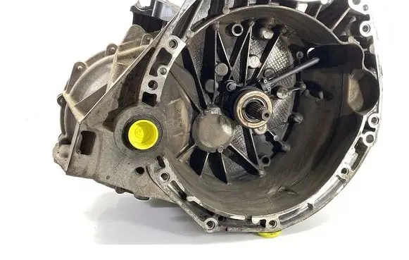 Nissan Qashqai Manual 5 speed gearbox TL4140