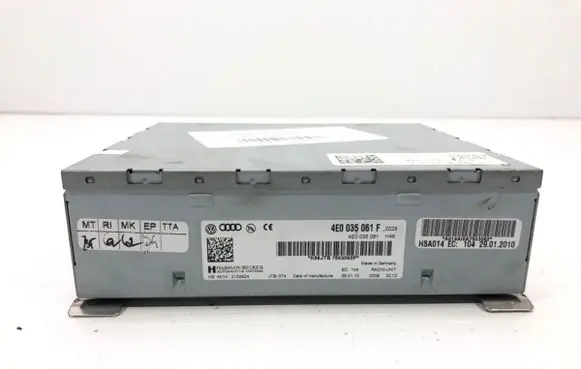Radio/CD/DVD/GPS head unit