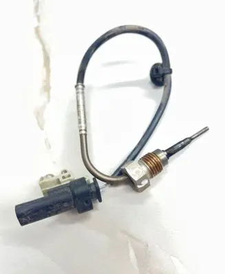 Opel Insignia B Exhaust gas temperature sensor 55579846 68007700 JH23110055
