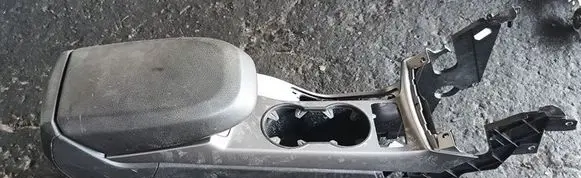 Ford Kuga II Panel drawer/shelf pad 110KW