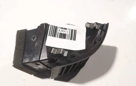 Skoda Octavia Mk2 (1Z) Dash center air vent grill 1z0819702 0311692