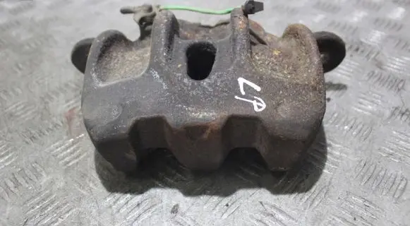 Land Rover Discovery 4 - LR4 Front brake caliper