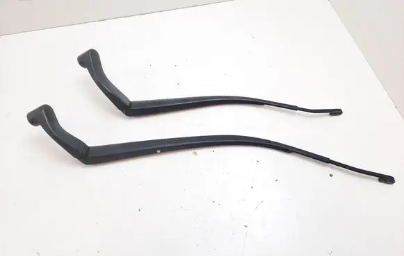 Mazda 3 II Front wiper blade arm F98A F97A 24432