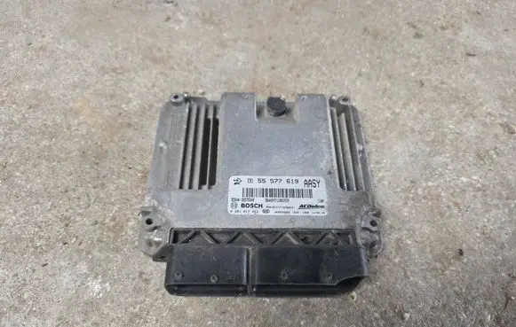 Opel Insignia A Engine control unit/module 55577619