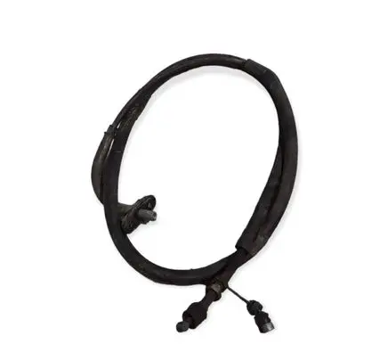 Mitsubishi Pajero Throttle cable 