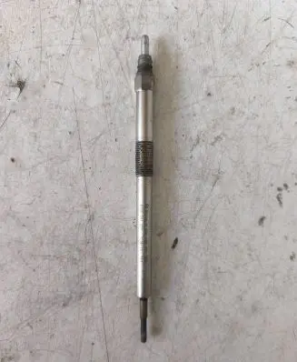 Renault Trafic II (X83) Glow plug 8200561251 0250403001