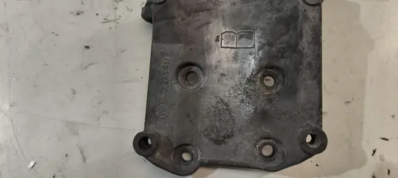 BMW 5 E34 A/C compressor mount bracket 2245417