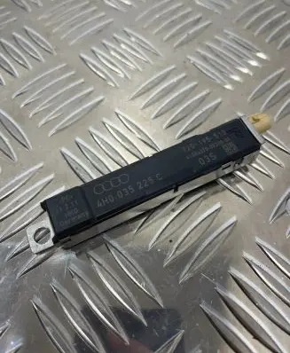 Audi A8 S8 D4 4H Antenna control unit 4H0035225C 920195513 41084370