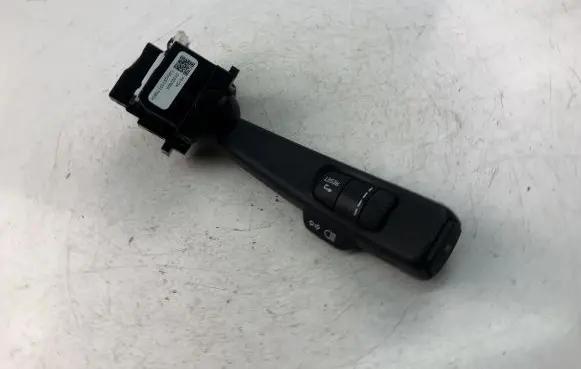 Volvo XC60 Indicator stalk 31327904
