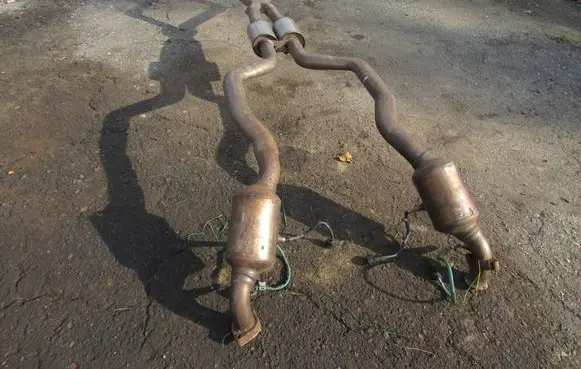 Mercedes-Benz SL R230 Muffler/silencer A2304912500-MERC A2304912500 A2304912600