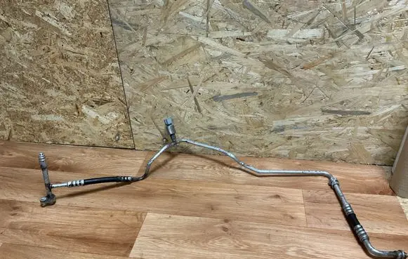 Ford Focus Air conditioning (A/C) pipe/hose
