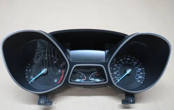 Ford Kuga II Speedometer (instrument cluster) DV4T10849MM SAMB9220