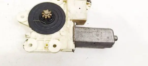 Toyota Corolla E120 E130 Rear door window regulator motor 992045100 992045-100