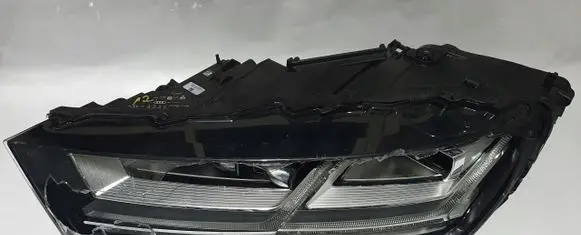 Audi Q7 4M LED Daytime headlight 4M0941035D