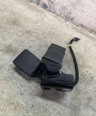 Peugeot 308 Rear seatbelt buckle 6478665008