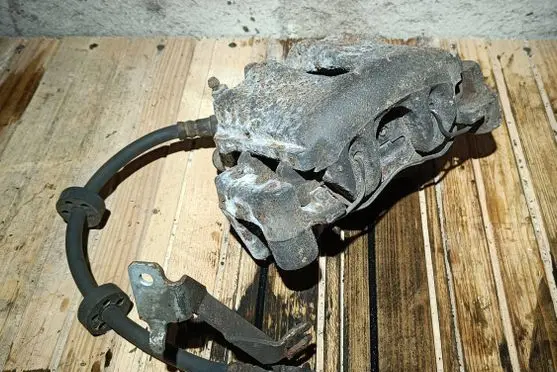 Volvo S70 V70 V70 XC Front brake caliper