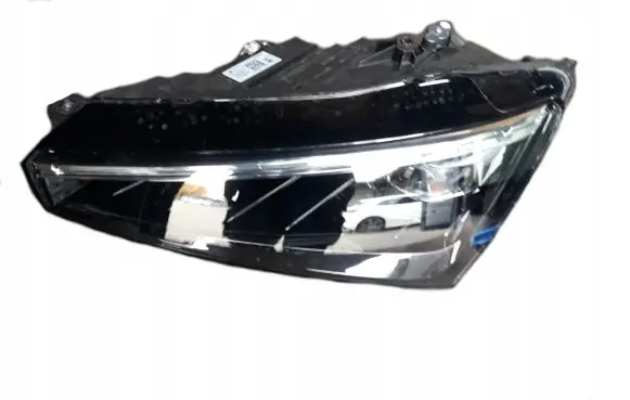 Skoda Scala Headlight/headlamp 657941015