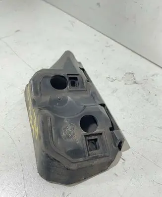 Volvo V50 Front bumper mounting bracket 30655874