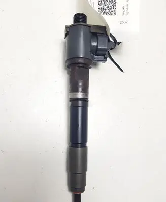 Volvo S90, V90 Fuel injector 132370010 VEA132370010AAB 10R23130