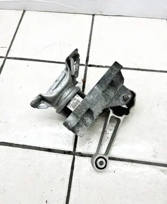 Land Rover Evoque I Engine mount bracket BJ326F012AB