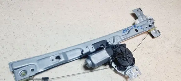 Peugeot 207 Front door window regulator with motor 9671270980 402315B 440787F
