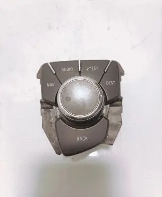 Multifunctional control switch/knob