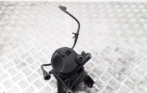 Citroen C3 Fuel filter housing 9655604380