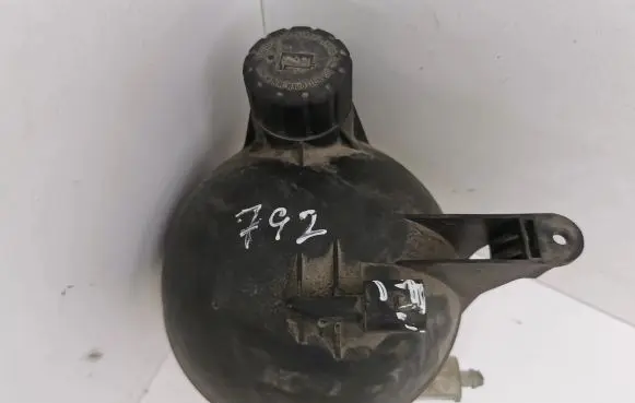 Mercedes-Benz B W245 Coolant expansion tank/reservoir 1695000149