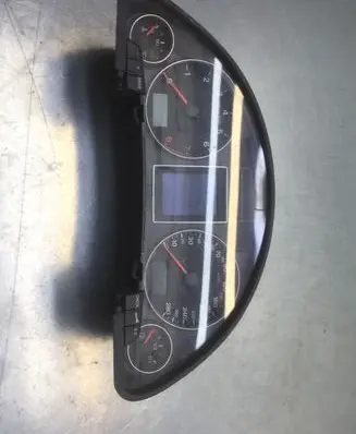 Audi A4 S4 B7 8E 8H Speedometer (instrument cluster) 8E0920901 0263626091 0105000131