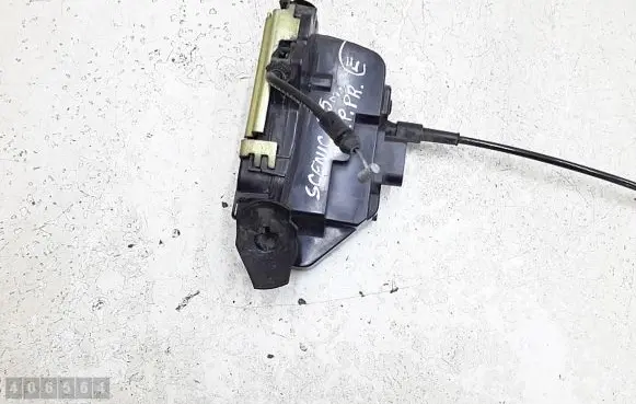 Renault Scenic RX Front door lock