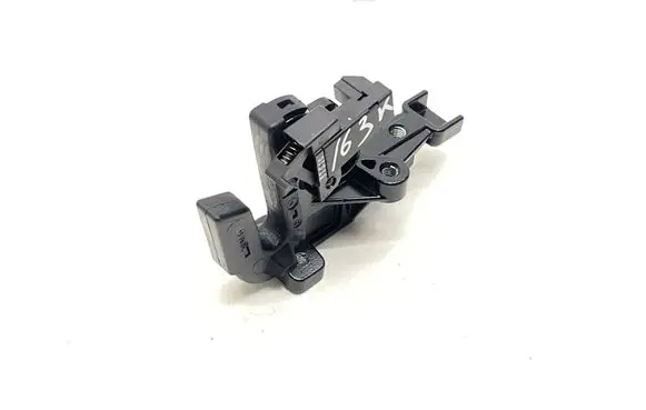 Mercedes-Benz E A207 Convertible roof lock/latch A2078207910 2078207910