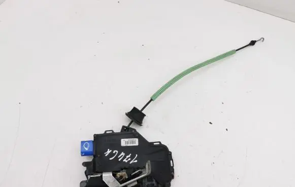 Audi A8 S8 D3 4E Rear door lock 4E0839015
