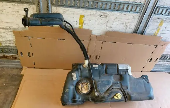 Peugeot 308 Fuel tank 