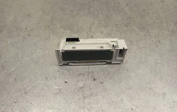 Renault Megane II Screen/display/small screen 8200290542