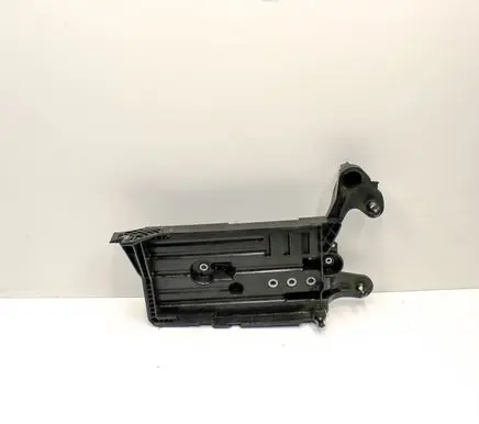 Skoda Octavia Mk3 (5E) Battery box tray 5Q0915321H 5Q0915331J