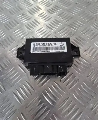 Opel Astra J Seat control module 13577725