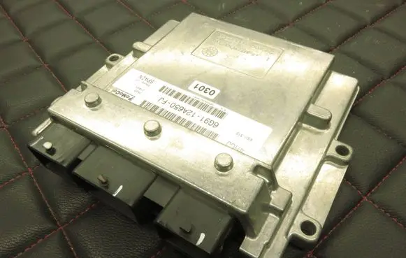 Ford S-MAX Engine control unit/module 6G9112A650EJ