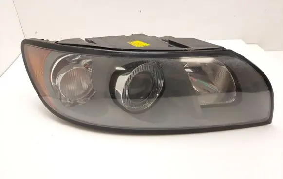 Volvo V50 Headlight/headlamp 30698886RH 0301198204
