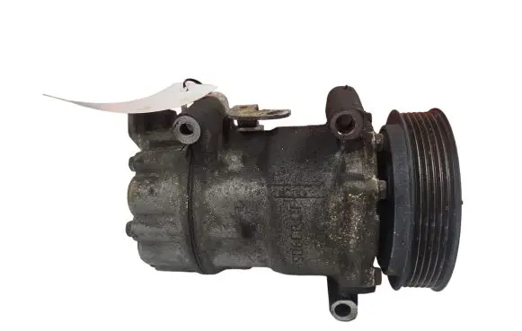Citroen DS3 Air conditioning (A/C) compressor (pump) 9670318880