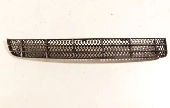 Volvo XC90 Front bumper lower grill 08662997