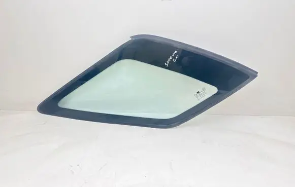 KIA Sorento Rear side window 43R000070 E000472 DOT772AS2M435