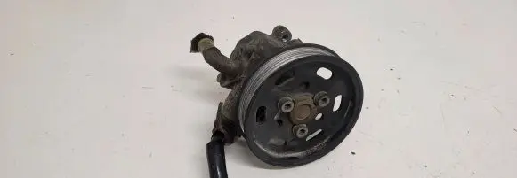 Volkswagen Sharan Power steering pump 7H0145057