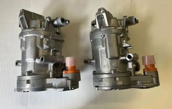 Mercedes-Benz C W206 Air conditioning (A/C) compressor (pump) A0008305304