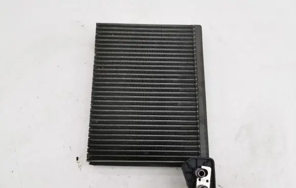 Mercedes-Benz ML W164 Air conditioning (A/C) radiator (interior) 