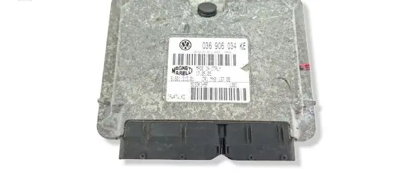 Skoda Fabia Mk1 (6Y) Engine control unit/module 036906034KE 5D33K1H5F 616013130