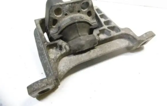 Ford Focus Engine mounting bracket 3M51-6F012-BK