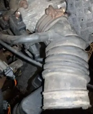 Hyundai Accent Air intake hose/pipe