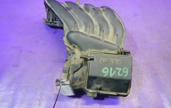 Nissan Juke I F15 Intake manifold